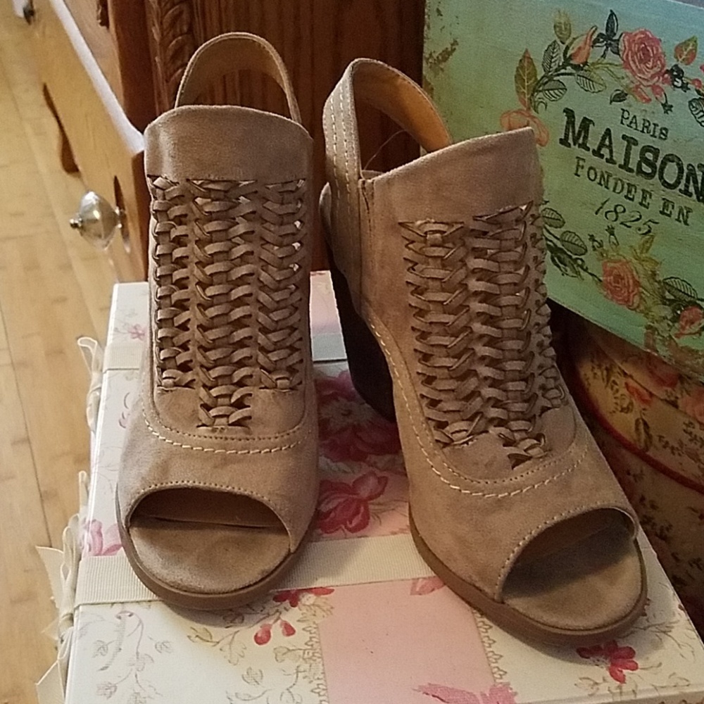 Not Rated Leather bootie